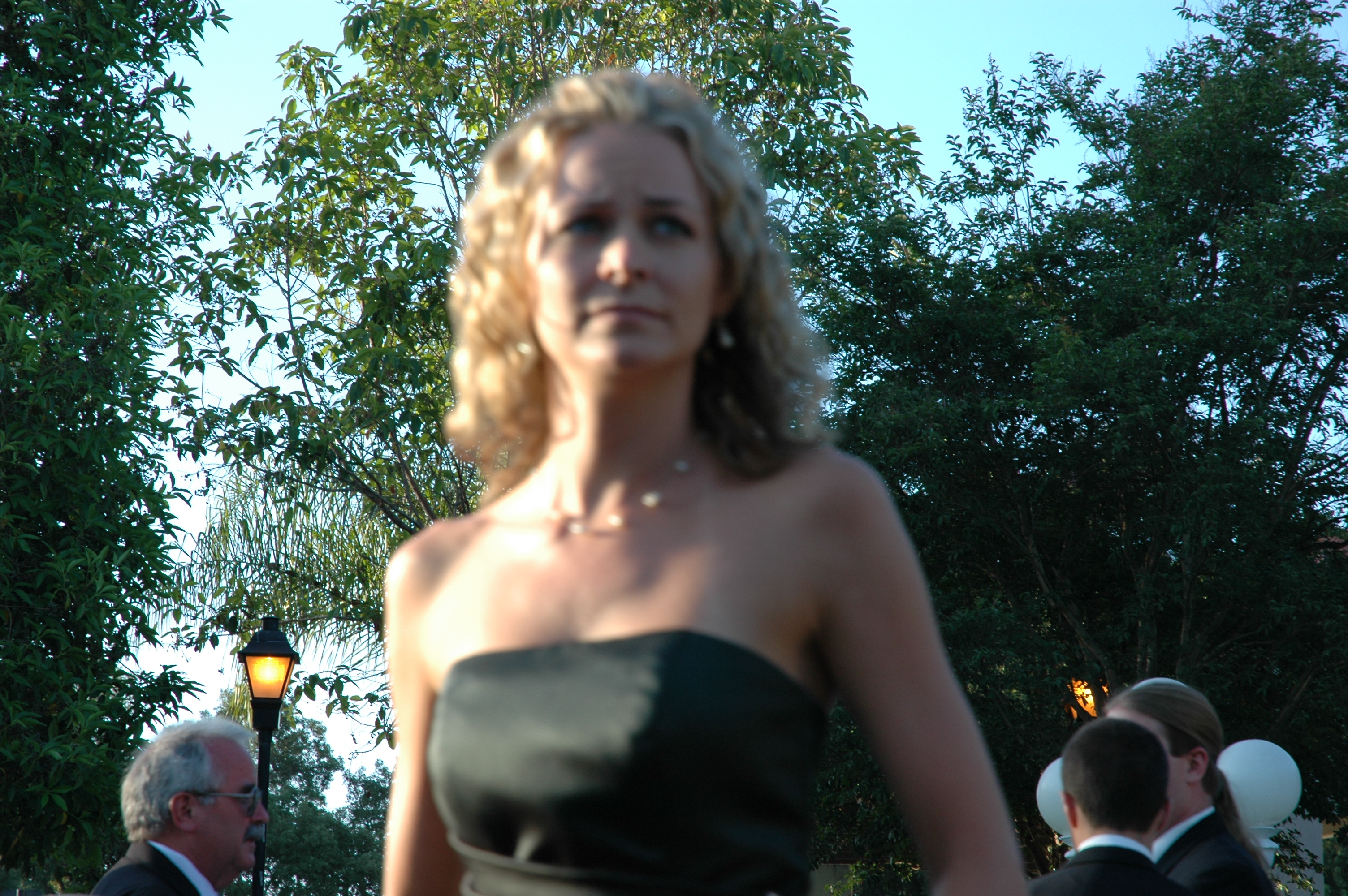 Laura, blurry