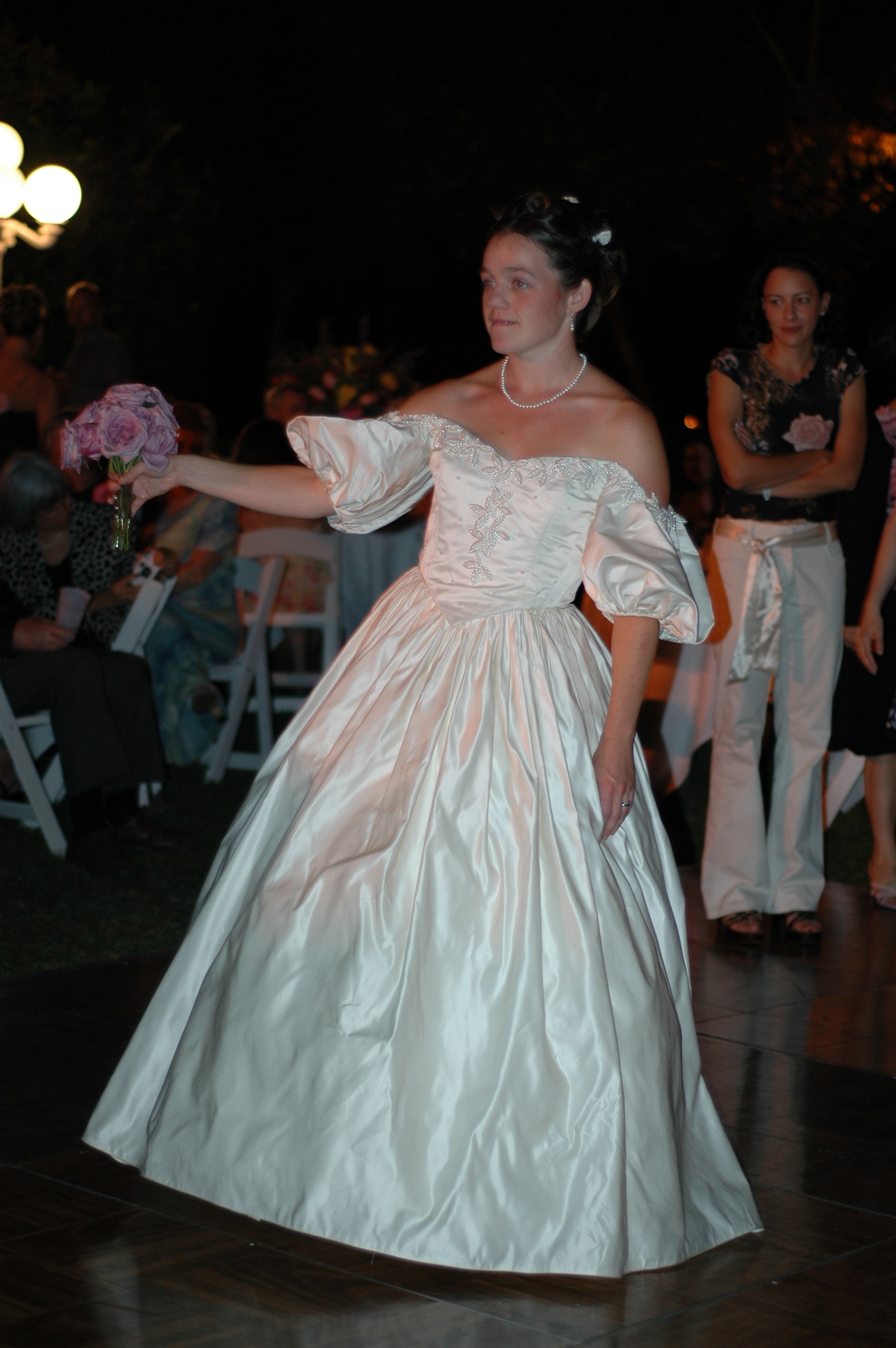 Bouquet toss