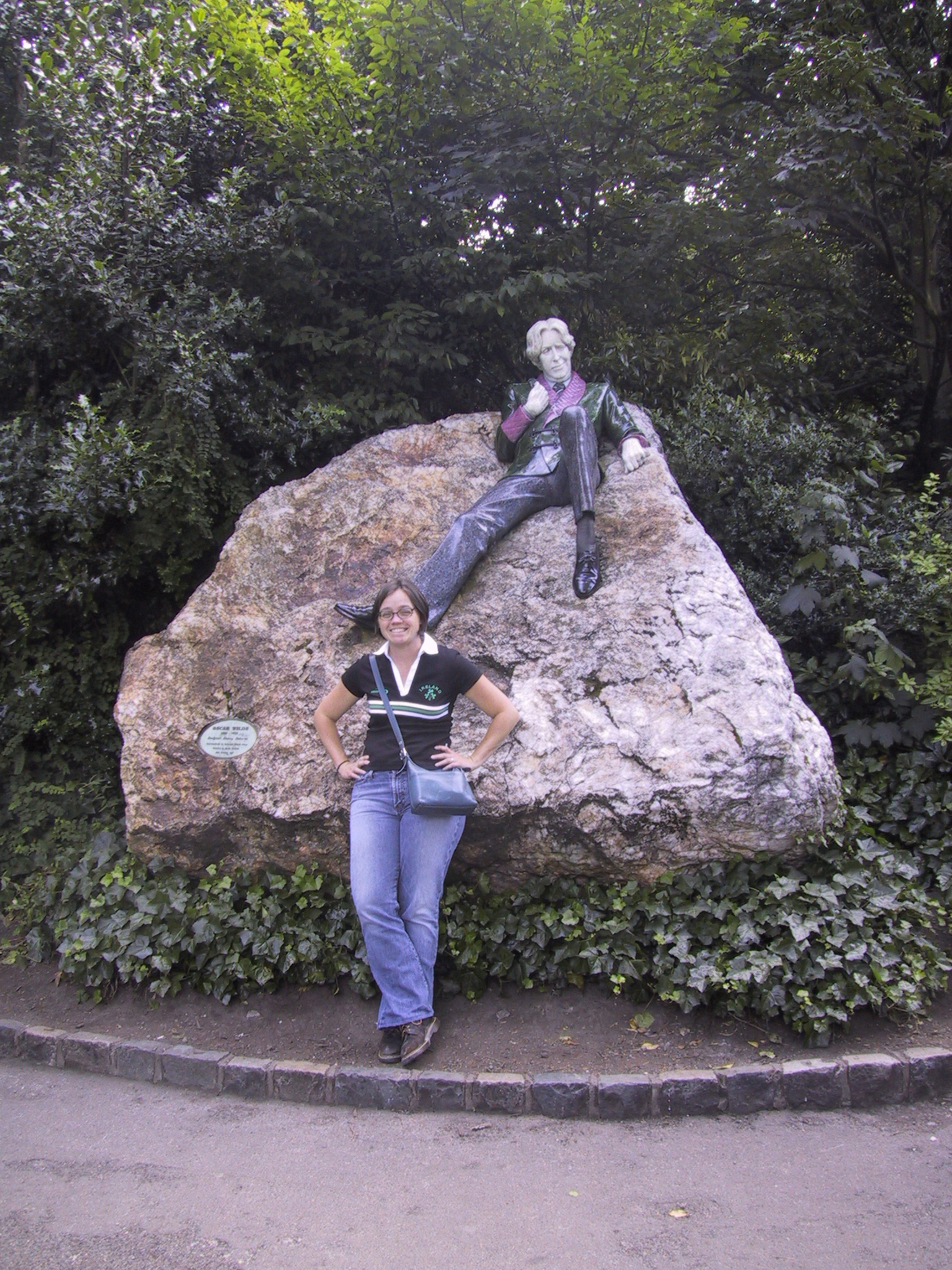 Erin, with Oscar Wilde, Merrion Sq.