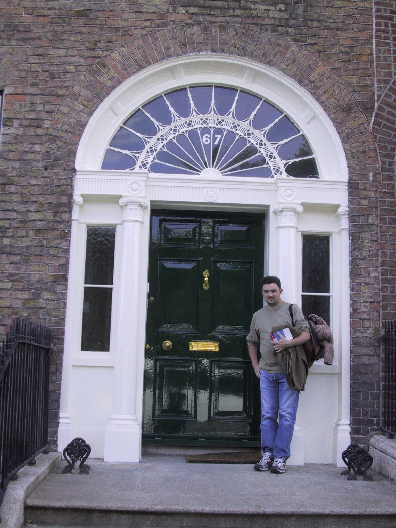 Me, with Georgian door in Merrion Sq.