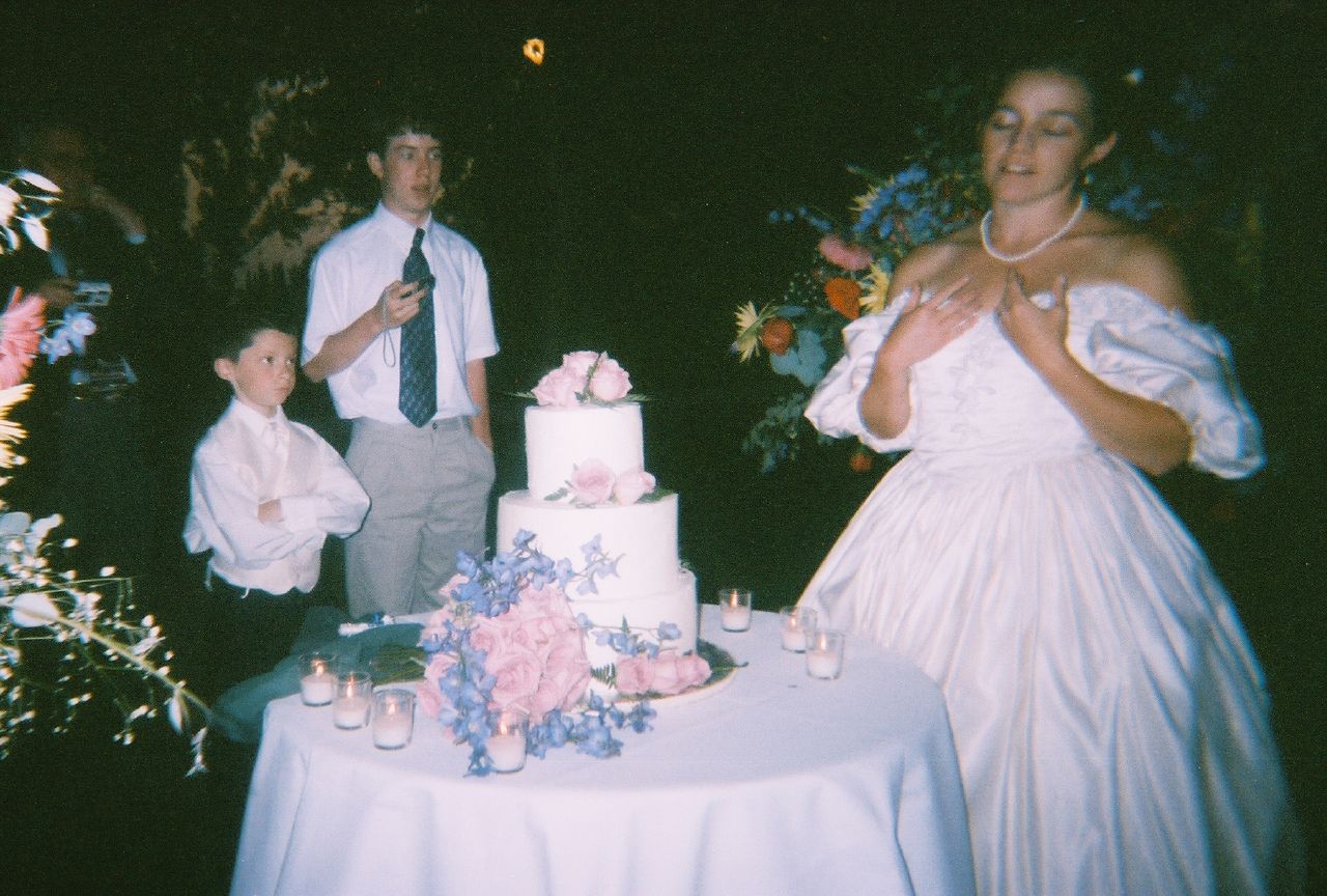 Roger & Brendan wait for the cake cutting