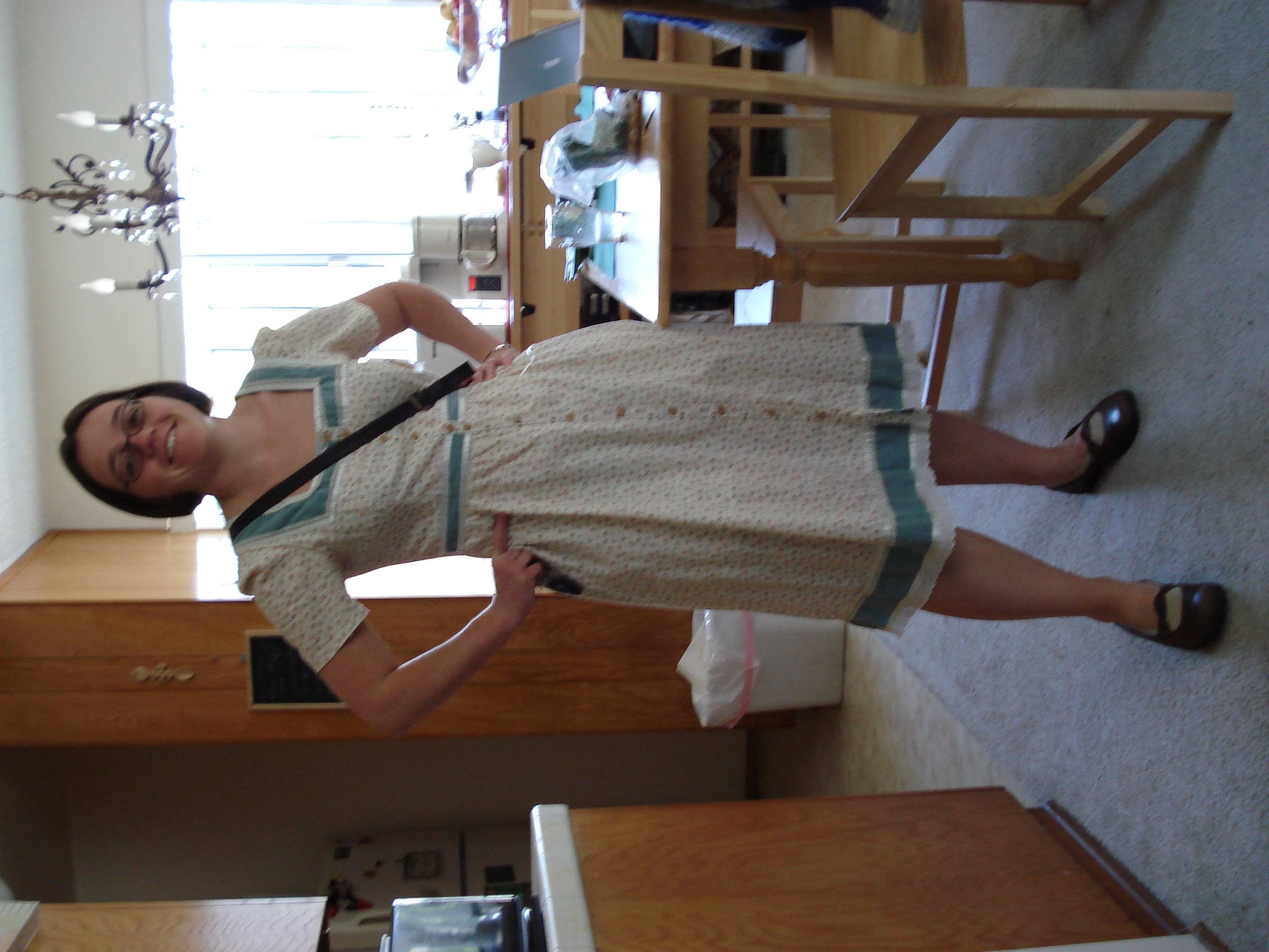 Erin, kicking it retro dress style