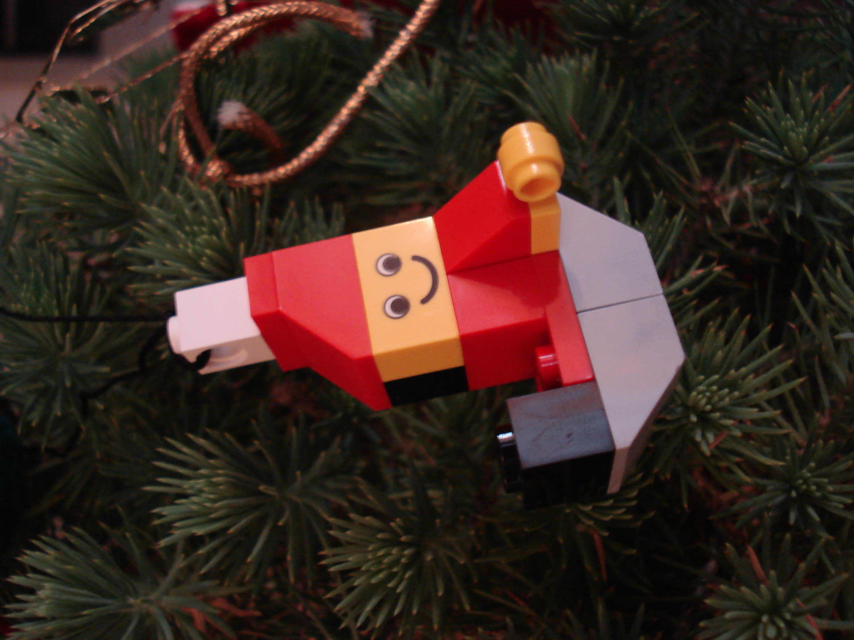 December 1st: Elf ornament