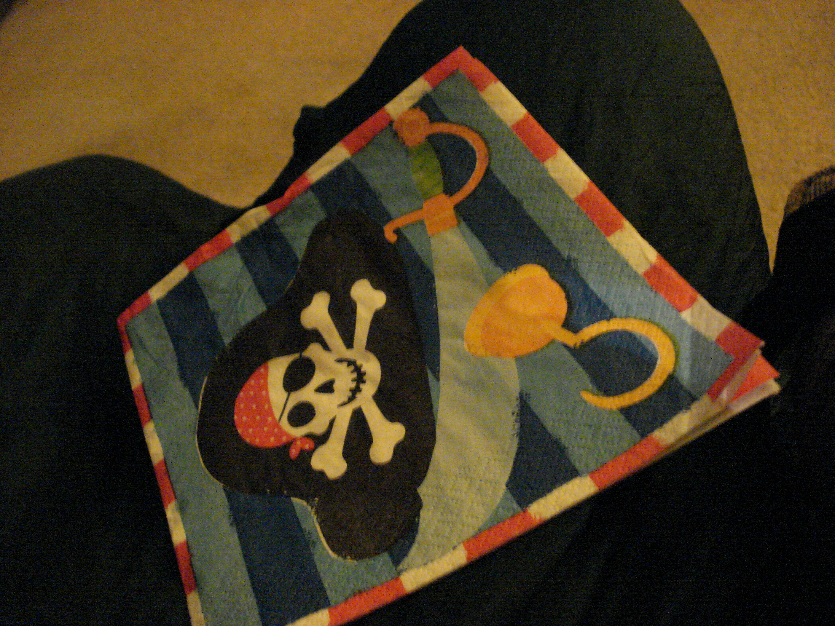 Arrrr, there be napkins here