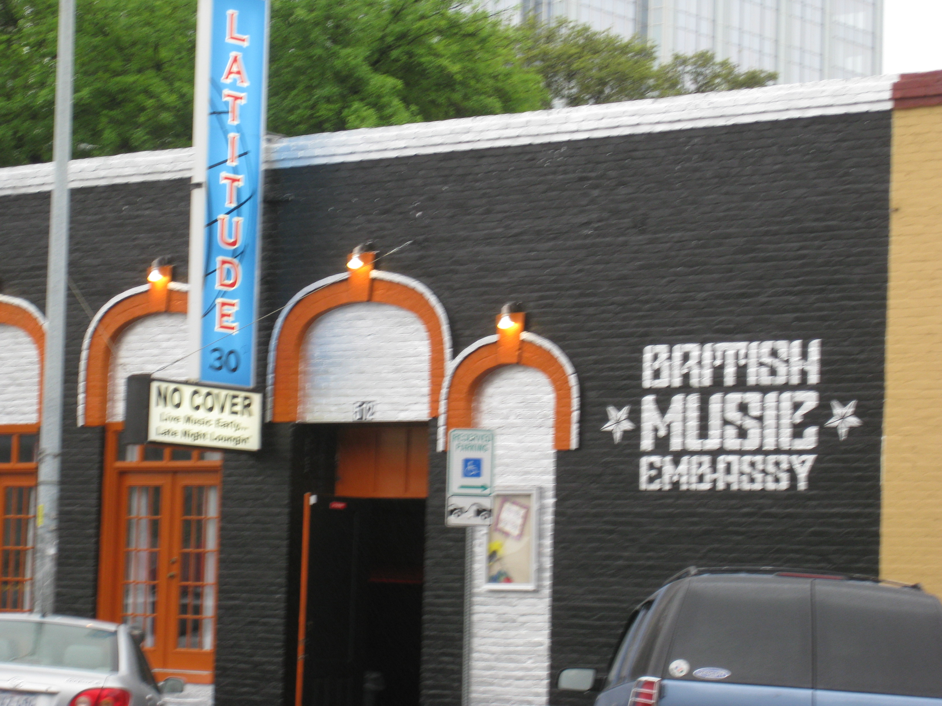 Took this for Erin and Lindsay, my Britrock-loving peeps.