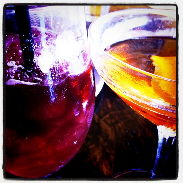 Cocktails at El Take It Easy