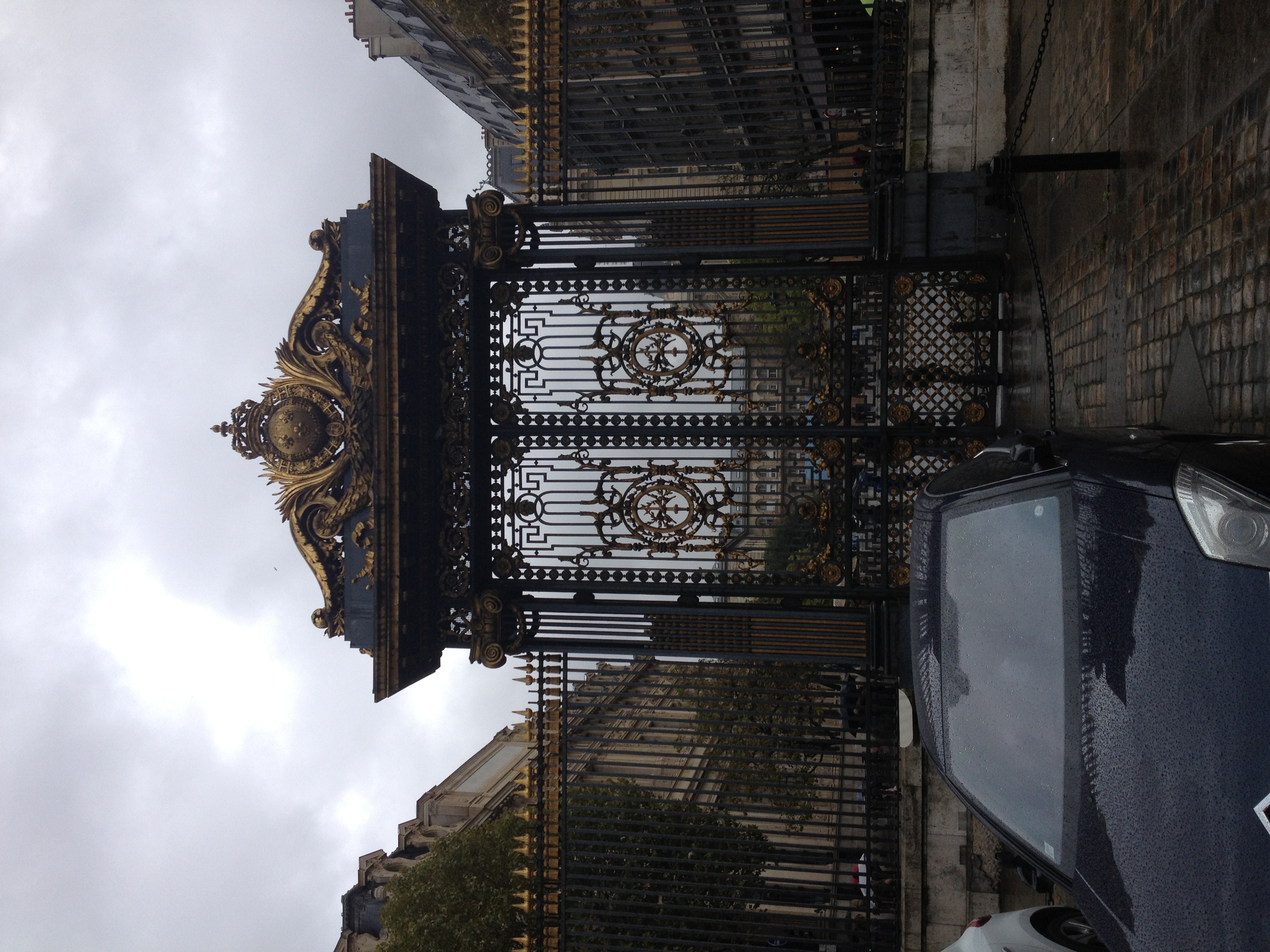 Gate at the Palais de Justice