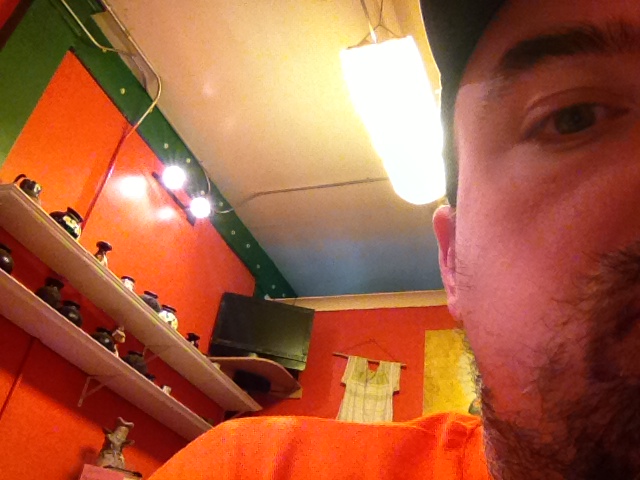 my shirt is the same color as the walls