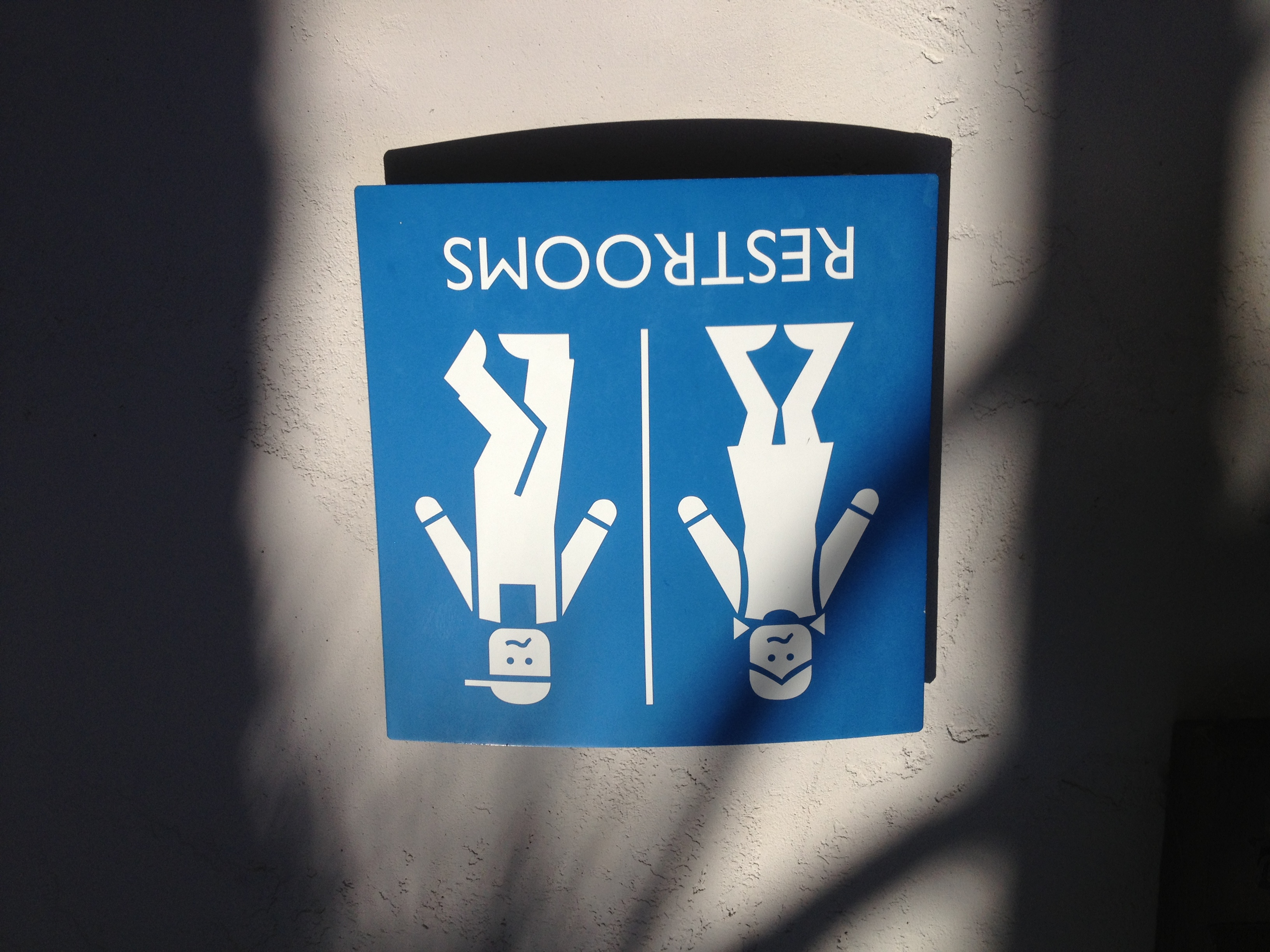 Poor minifigs need to use the loo!