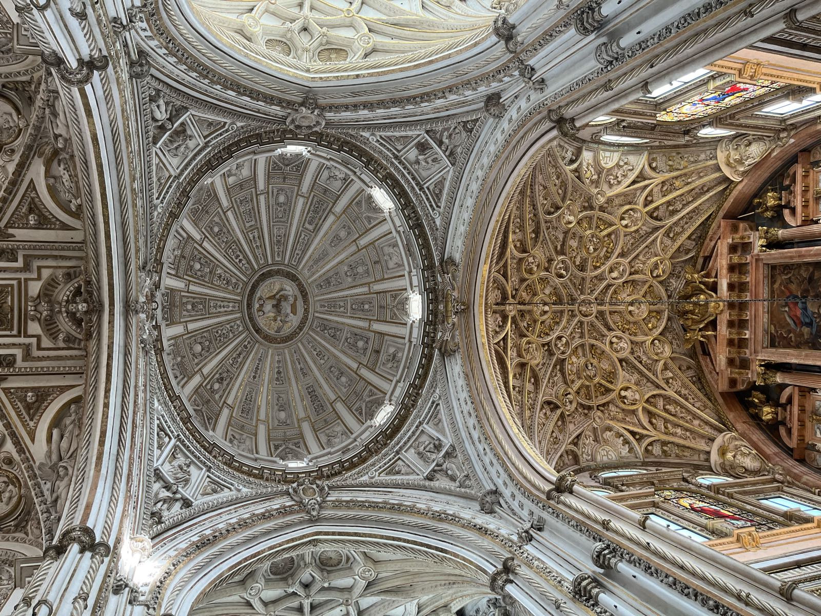The dome directly above the main atlar.